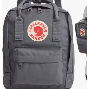 fjallraven kanken mini backpack
